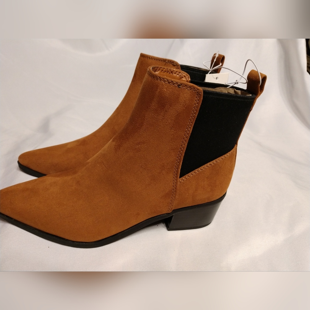Women's Gwen Low Shaft Heeled Boots - A New Day" Cognac 6.5 - Picture 6 of 8